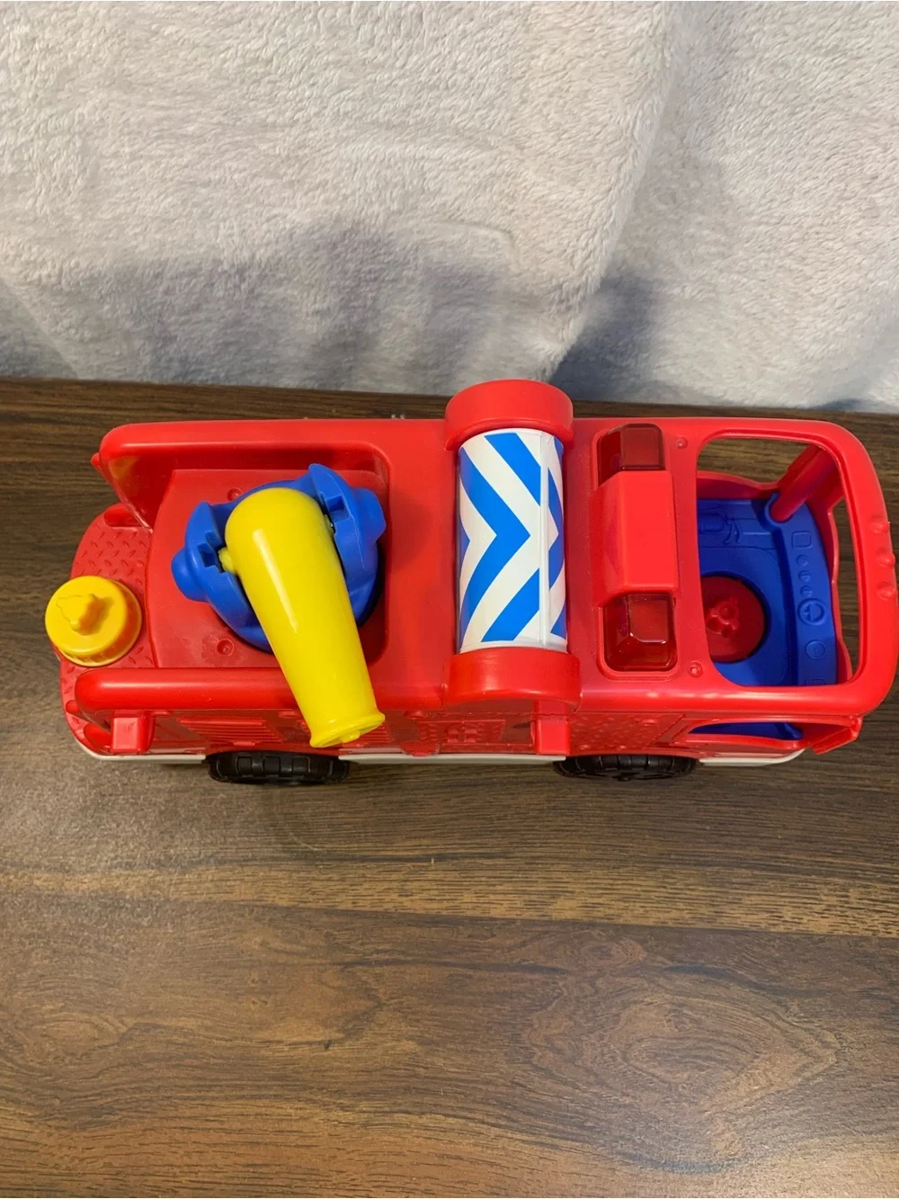 Fisher-Price Little People Red Fire Truck Preschool Toy Vehicle